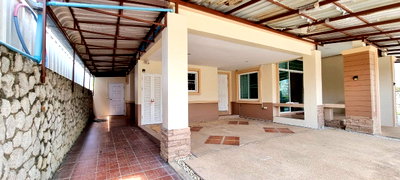 Houses for sale Frost Magical Ice of Siam : 3 Bedrooms House for Sale in Nong Pla Lai