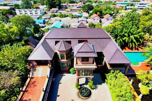 Luxury Mansion for Sale – Sriracha