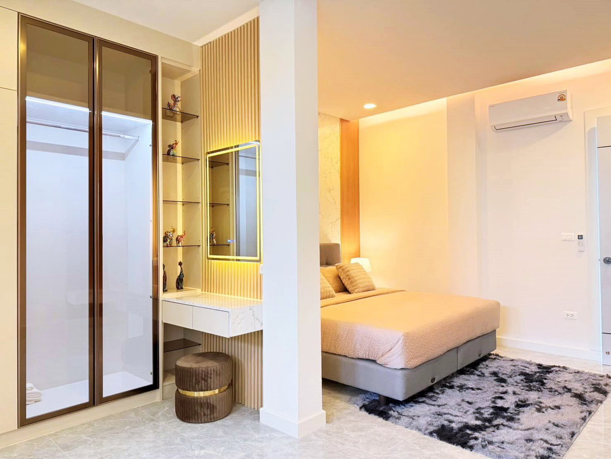 รูป 5 Bedrooms Pool Villa in East Pattaya for Sale - รูปที่ 11/18