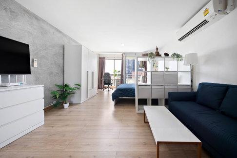 Studio Condo for Sale at Plus 38 Hip Sukhumvit 38 Near BTS Thong Lo - 1371898