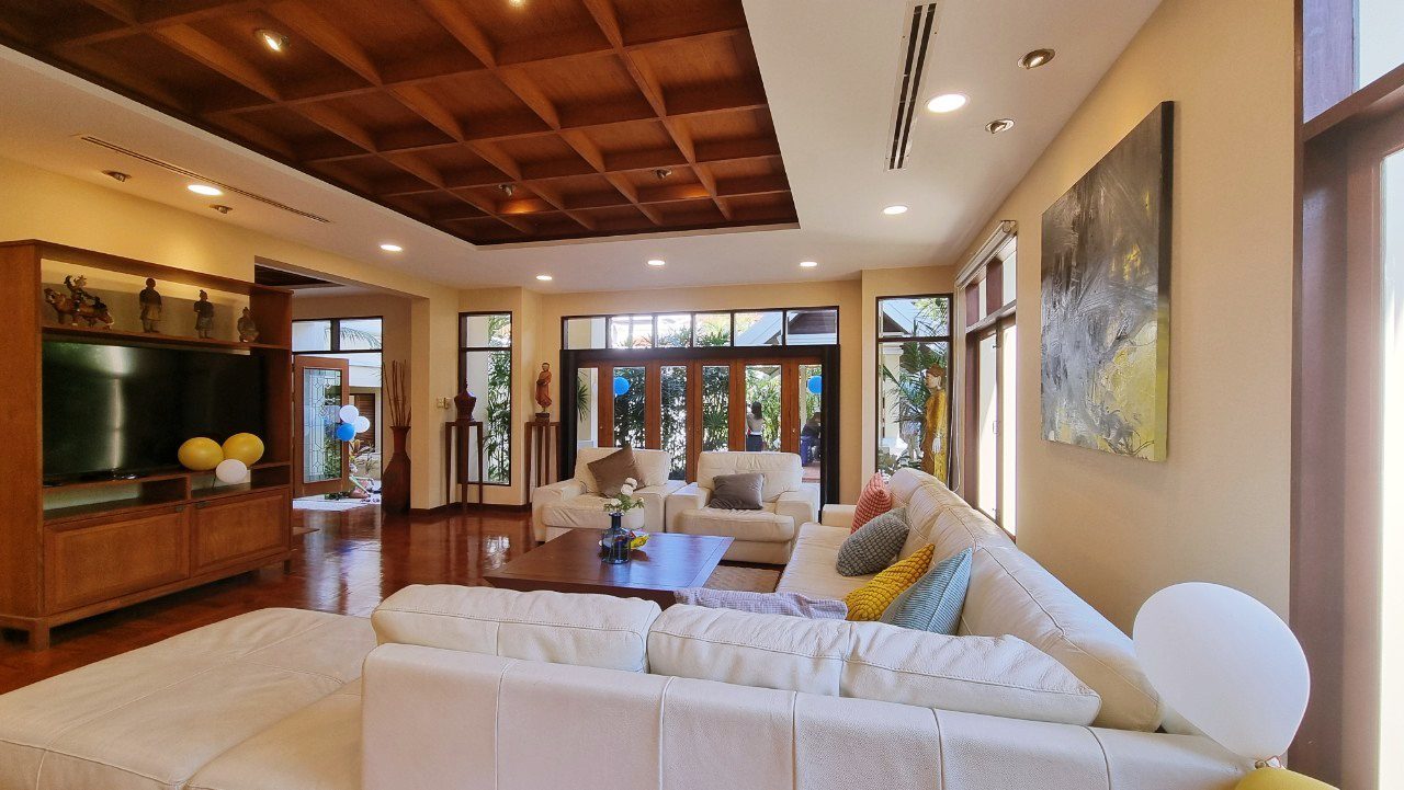 รูป View Talay Marina 3 Bedrooms for Sale - รูปที่ 4/17