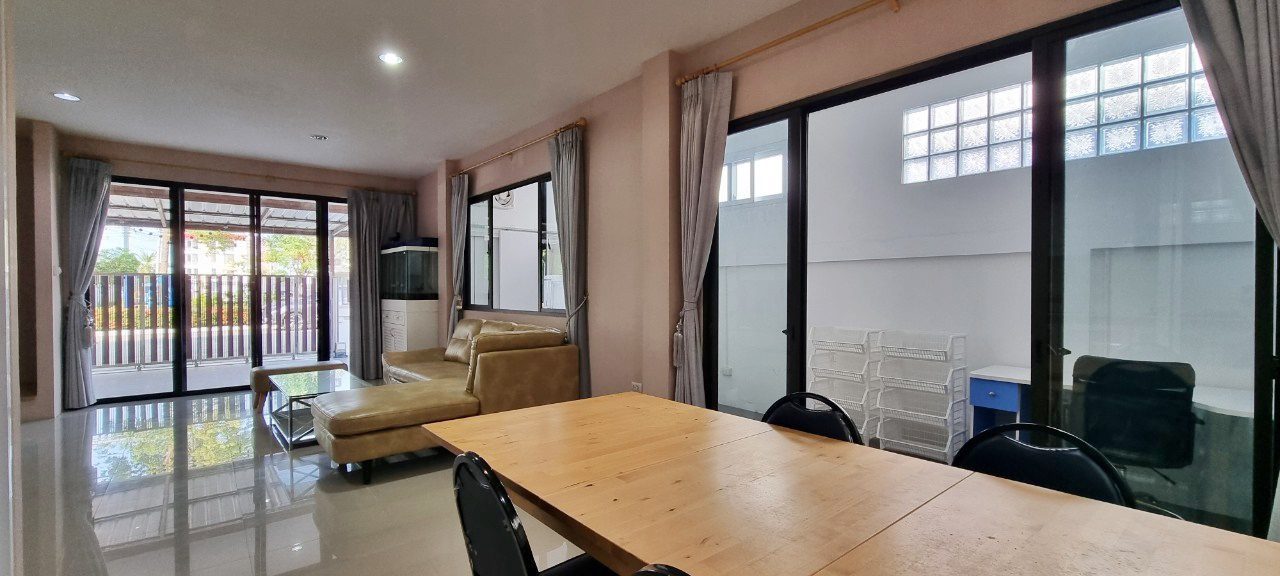 รูป 2-Storey House in East Pattaya for Sale - รูปที่ 4/20