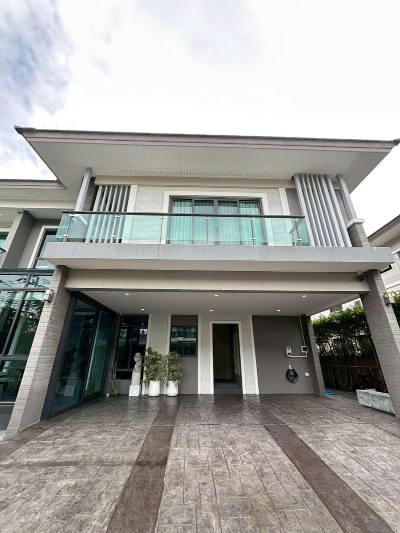 Houses for sale : LTH13697 – House for Sale | The Palm Pattanakarn | 540 sqm | 6 Beds 5 Baths | 110 sqw | 36 MB