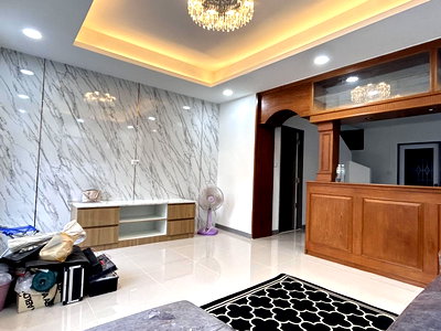 ทาวน์โฮม ถนนพรประภานิมิต : 2-Storey House for Sale in East Pattaya