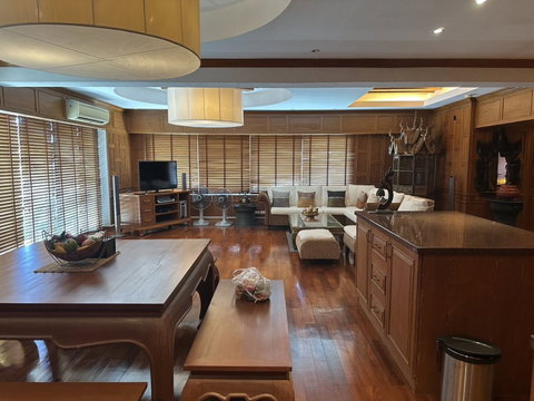 Star Beach Condominium 2 Bedroom for Sale in Pratumnak Pattaya