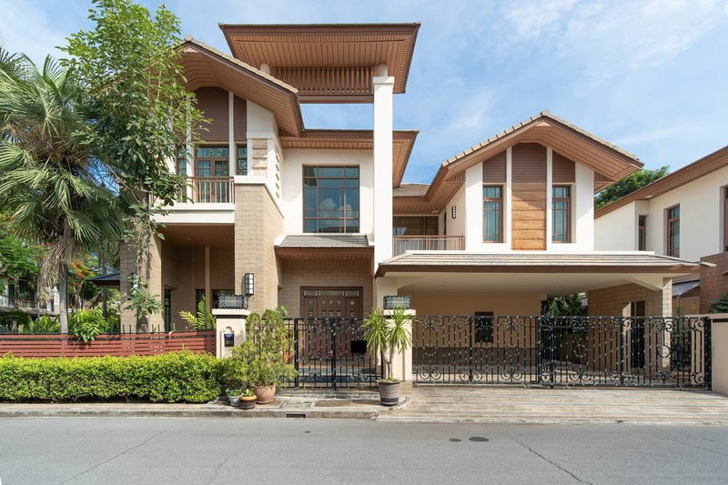 ขายบ้านเดี่ยว : LTH13688 – House for Sale | Baan Sansiri Sukhumvit 67 | 490 sqm | 4 Beds 5 Baths | Near BTS Phra Khanong | 122 MB | บ้านขาย สุขุมวิท 67