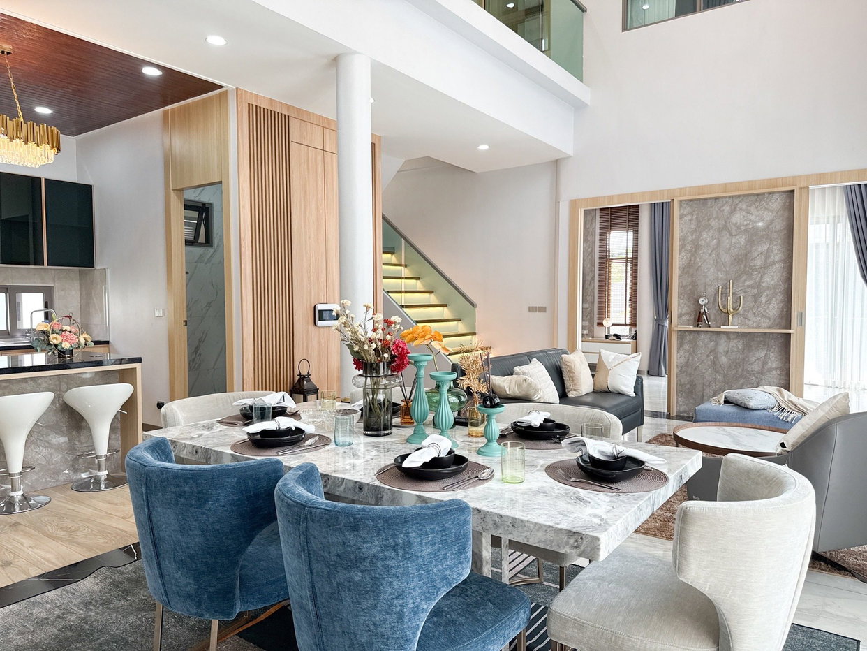 รูป Luxury Pool Villa for Sale – Prime Mabprachan Location - รูปที่ 6/21
