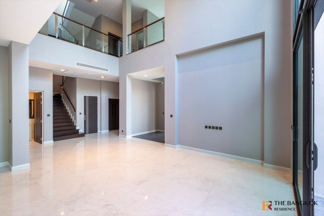 picture the gentry vibhavadi  luxuriously elevated unit - 4/17