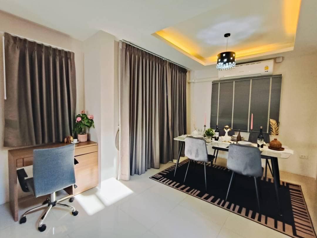 รูป House in East Pattaya 3 Bedrooms for Sale - รูปที่ 2/14