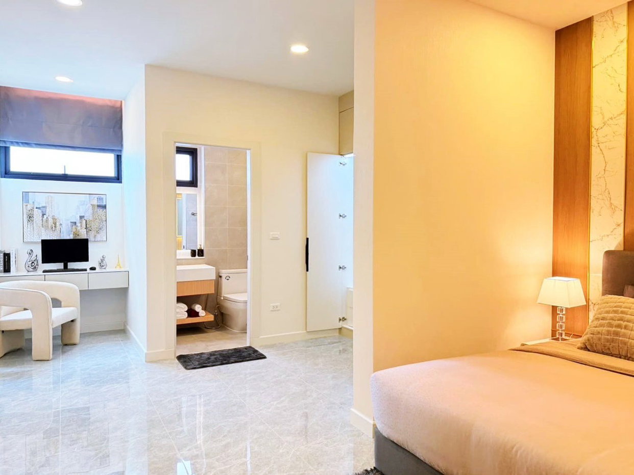 รูป 5 Bedrooms Pool Villa in East Pattaya for Sale - รูปที่ 10/18