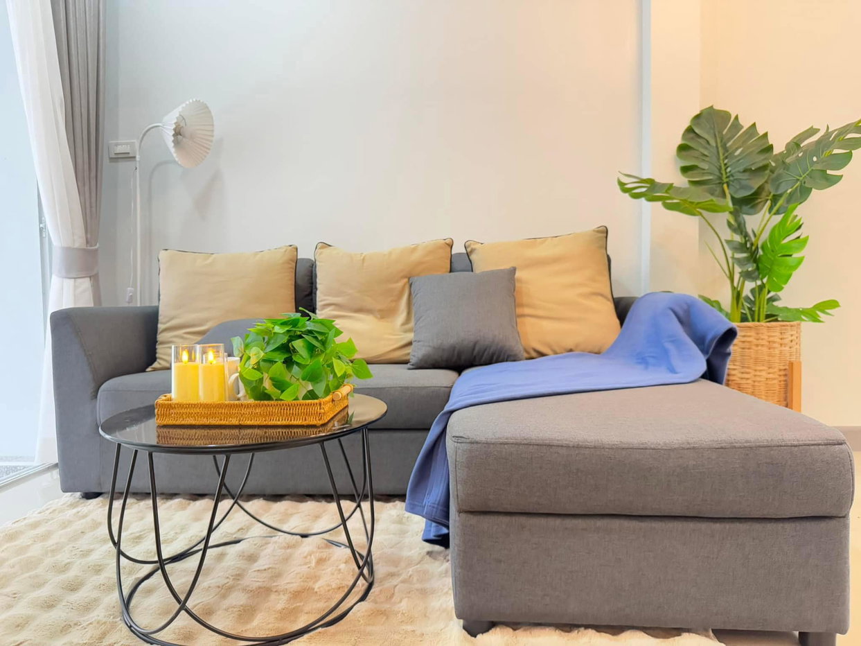 รูป 2 Beds 2 Baths Townhouse for Sale in East Pattaya - รูปที่ 1/10