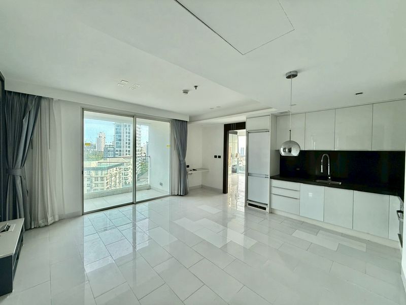 รูป Sky Residences Pattaya Condominium for Sale Pratumnak - รูปที่ 4/12
