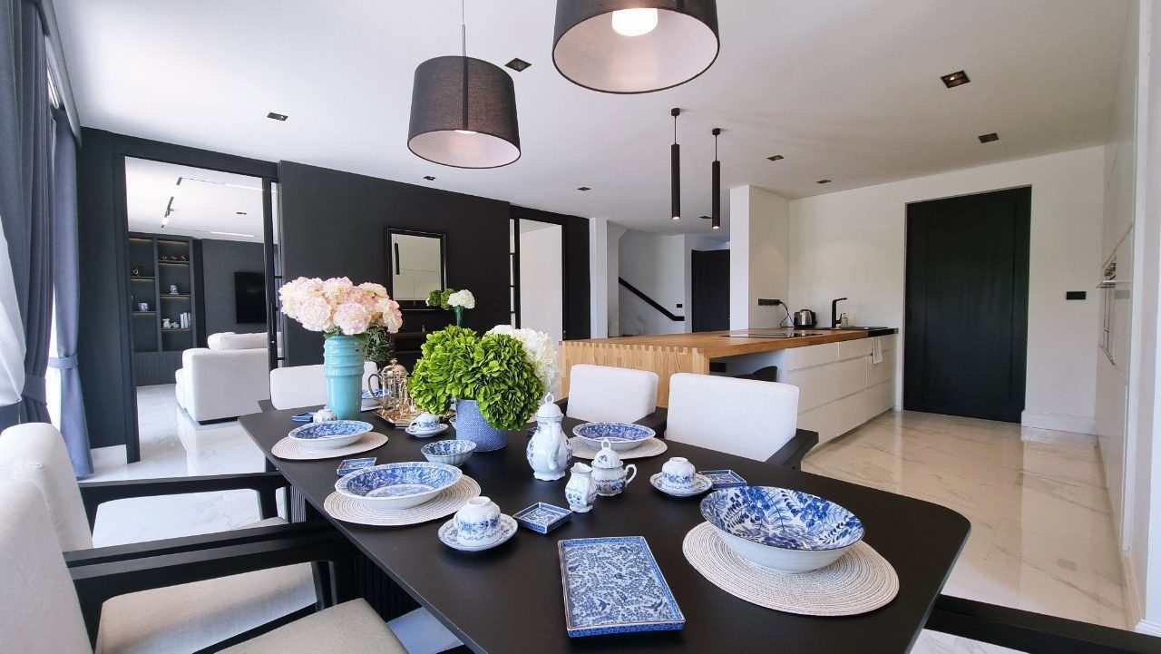 รูป Pool Villa in Mabprachan for Rent - รูปที่ 4/25