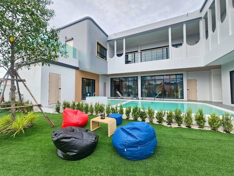 Luxury Pool Villa for Rent – Huay Yai, Pattaya