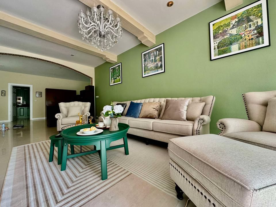 รูป 4 Bedrooms House for Sale in East Pattaya - รูปที่ 2/16