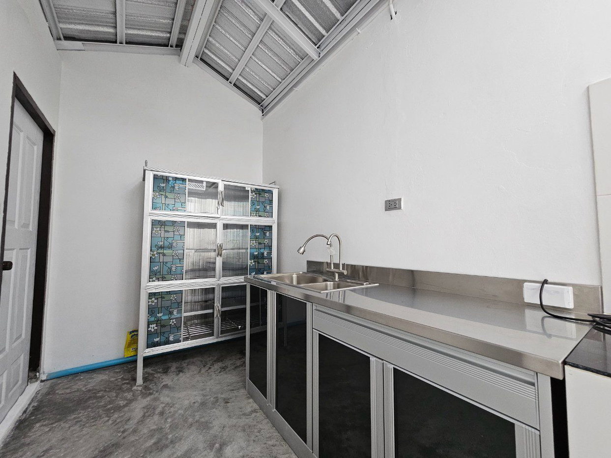รูป 3 Bedrooms Townhouse in East Pattaya for Rent - รูปที่ 4/18