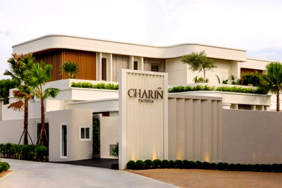 บ้านเดี่ยว หนองปรือ ชลบุรี : CHARIN PATTAYA บ้านเดี่ยวหรู 2 ชั้น พร้อมสระว่ายน้ำส่วนตัว ดีไซน์ทันสมัย พื้นที่กว้างขวาง ใช้วัสดุคุณภาพสูง เริ่มต้นที่ 29.9 ลบ.*