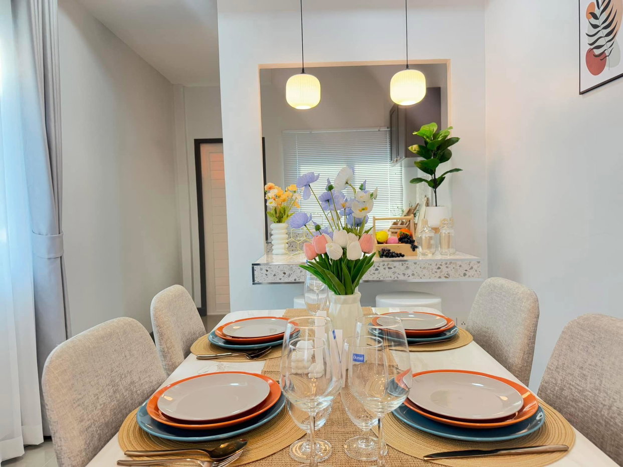รูป 2 Beds 2 Baths Townhouse for Sale in East Pattaya - รูปที่ 3/10