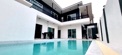 เช่าบ้านเดี่ยว ชลบุรี : Pool Villa in Huay Yai for Rent