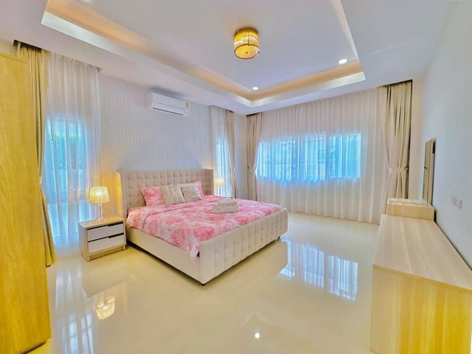 รูป 4 Bedrooms Pool villa for Rent in Huay Yai - รูปที่ 7/17