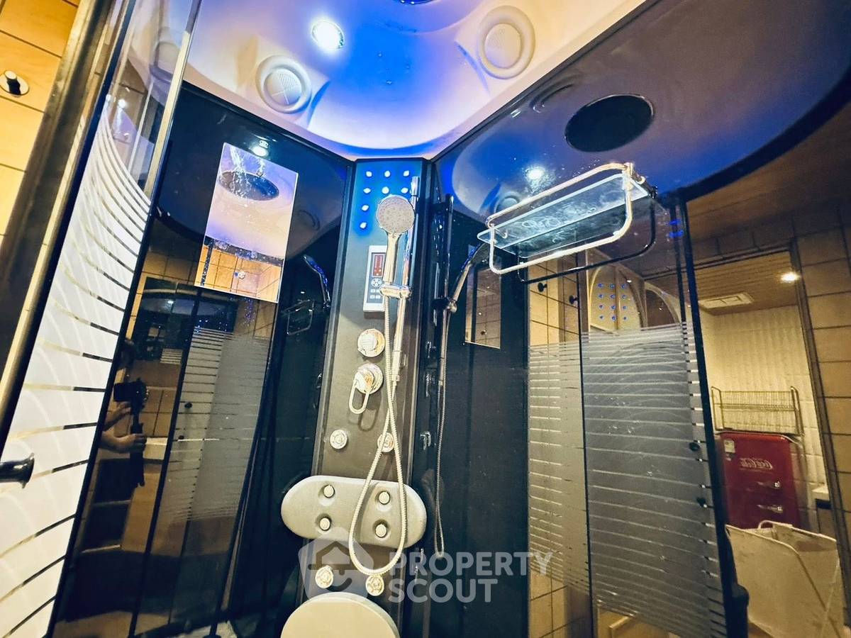 รูป คอนโด 1 ห้องนอน 63 ตร.ม. ชั้น 34 ที่ Nusa State Tower ใกล้ BTS สะพานตากสิน 400 ม. (ID 2459621) - รูปที่ 7/9