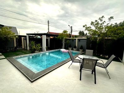 เช่าบ้านเดี่ยว ชลบุรี : 3-Bedroom Pool Villa for Rent in Siam Country Club