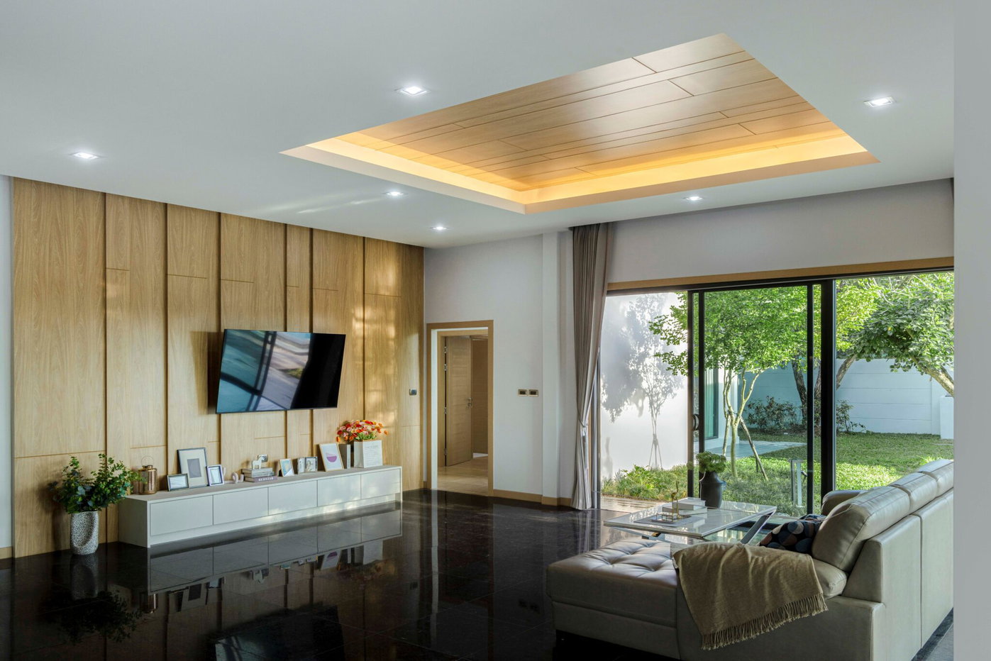 รูป Luxury 3-Bedroom Pool Villa for Rent in Huay Yai - รูปที่ 6/20
