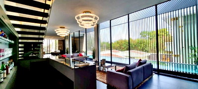 Houses for sale Phra Tamnak : Luxurious 6 Bedrooms Pool Villa in Pratumnak Hill