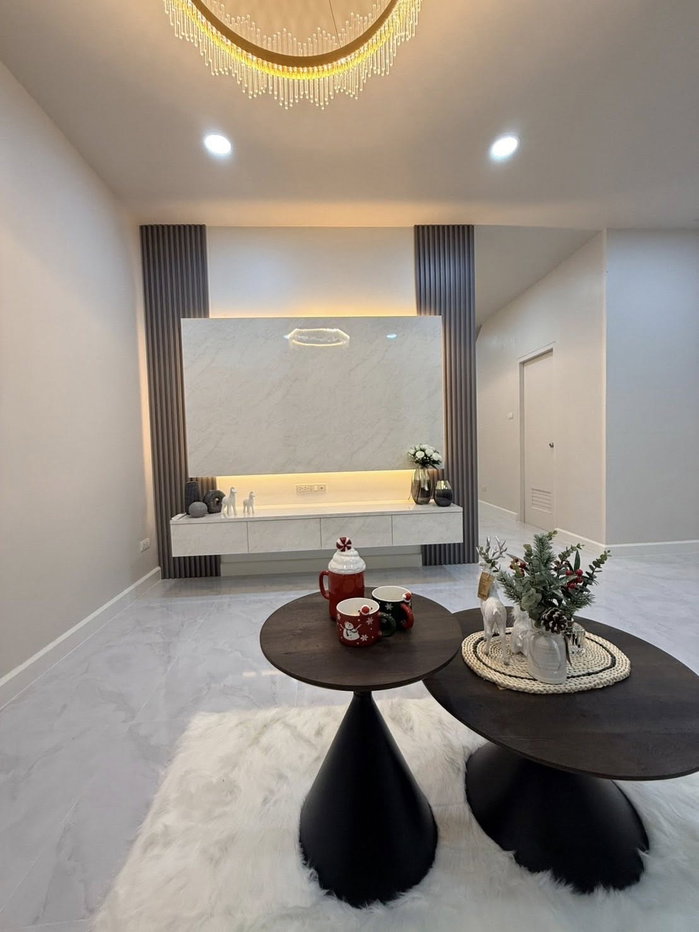 รูป 2-Storey Townhouse for Sale in Siam Country Club - รูปที่ 7/18