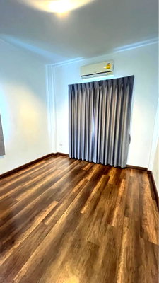 บ้านเดี่ยว หนองปรือ ชลบุรี : 3 Bedrooms Townhouse for Sale in East Pattaya