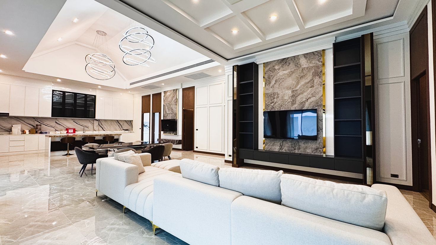 รูป Luxury English-Style Pool Villa for Rent – East Pattaya - รูปที่ 5/23