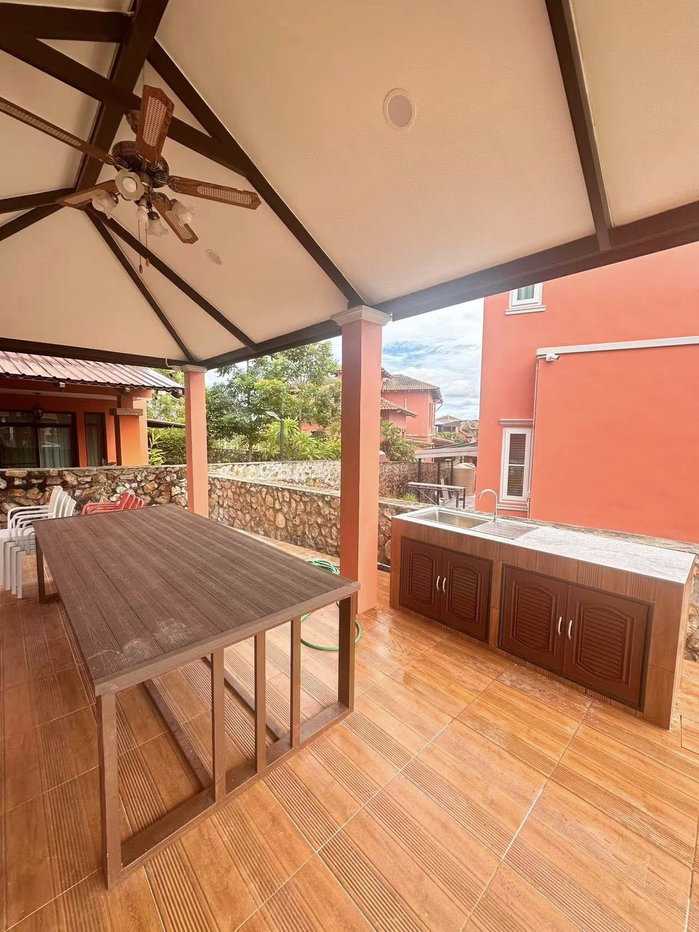 รูป Italian Country-Style Villa in East Pattaya - รูปที่ 11/12