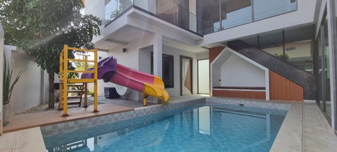 Pool Villa in East Pattaya 4 Beds for Rent