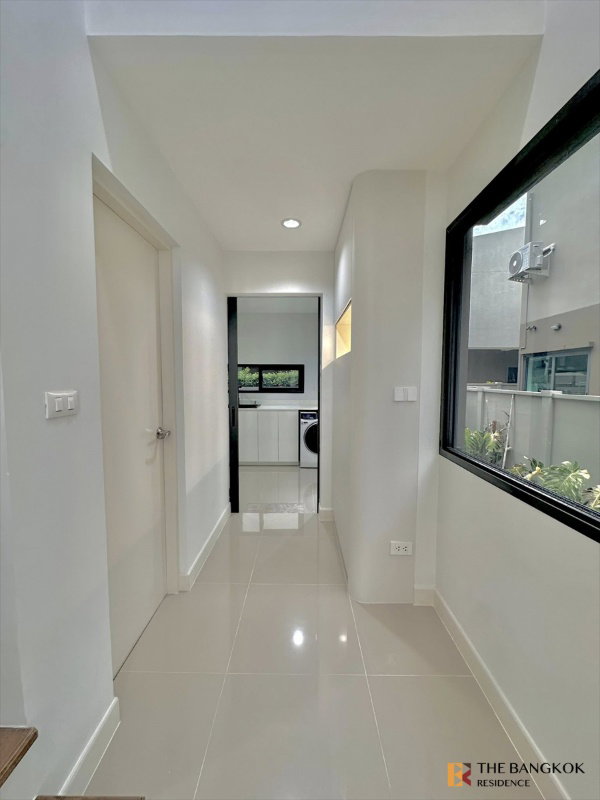 รูป Baan Klang Muang The Edition Sukhumvit-Onnut ใกล้รถไฟฟ้า 3 สาย - รูปที่ 23/25