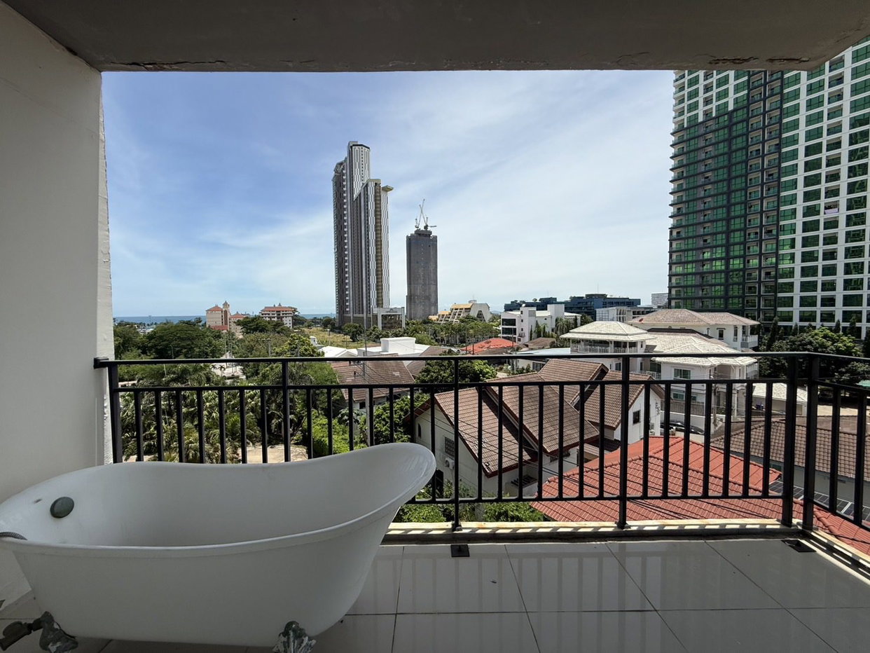 รูป The Grand Jomtien Pattaya Beach Condo for Sale - รูปที่ 1/9