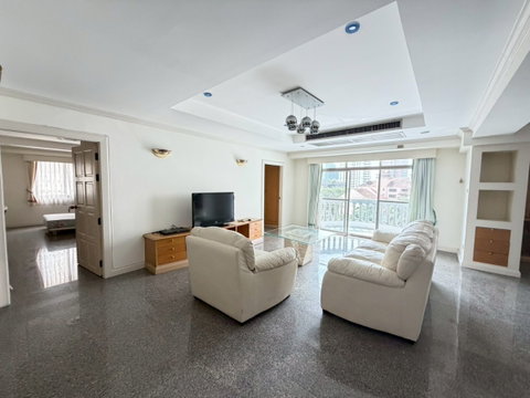LTH13727 – Condo for Sale | Royal Castle | 160 sqm | 3 Beds 3 Baths + Maid Room | Near BTS Phrom Phong | 15 MB 