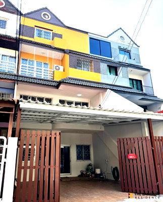 ขายทาวน์โฮม : 🚀 Flash Sale! Varathorn Ville Pattanakarn 44 -  ราคานี้ไม่มีอีกแล้ว! ใกล้ทองหล่อ–เอกมัย