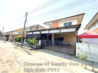 Houses for sale Lat Lum Kaeo Pathumthani : 2-story detached house for sale, good location, Panyasiri Village, Rahaeng Subdistrict, Lat Lum Kaeo District, Pathum Thani Province.