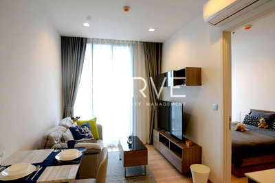 Condos for rent : 1 Bed 1 Bath Large Room High Fl. 20+ Nice Room Good Location BTS Saphan Khwai 550 m @  THE LINE Phahol - Pradipat