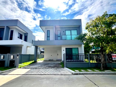 ขายบ้านเดี่ยว : 🏡[For Sale] ขายด่วน บ้านเดี่ยว 3 ห้องนอน หลังมุม หมู่บ้านเซนโทร รามอินทรา–จตุโชติ 2 (Centro Ramindra–Chatuchot 2) สภาพใหม่ พร้อมอยู่ 