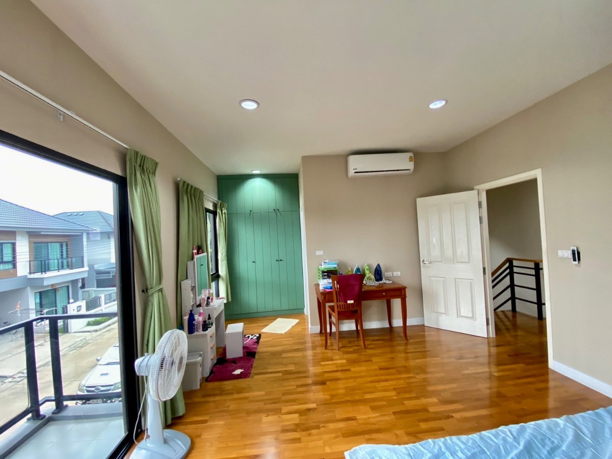 รูป 🏡 ขายบ้านแฝด 2 ชั้น เสนาพาร์ค วิลล์ รามอินทรา – วงแหวน บ้านพร้อมอยู่ ทำเลดี หน้าบ้านทิศใต้ มี Solar Cell ประหยัดค่าไฟ - รูปที่ 19/24