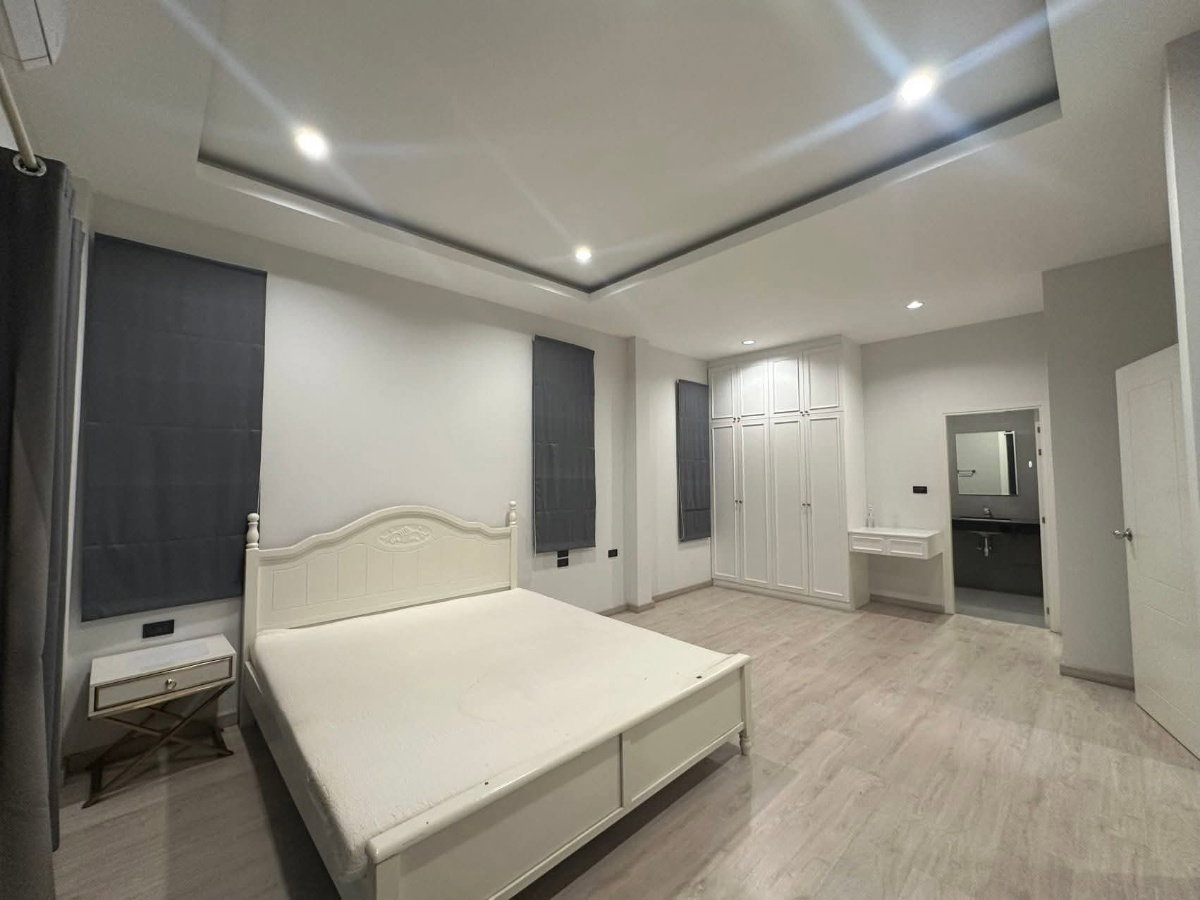picture Patta Define Modern Style House for Sale 4beds 3baths - 13/15