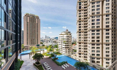 ขาย Supalai ICON สาทร คอนโดระดับ Super Luxury ใจกลาง CBD ใกล้ MRTลุมพินี และ BTSช่องนนทรี ชั้น 12A พื้นที่ 42 ตร.ม. วิวสระว่ายน้ำ ราคา 8.8 ลบ.*