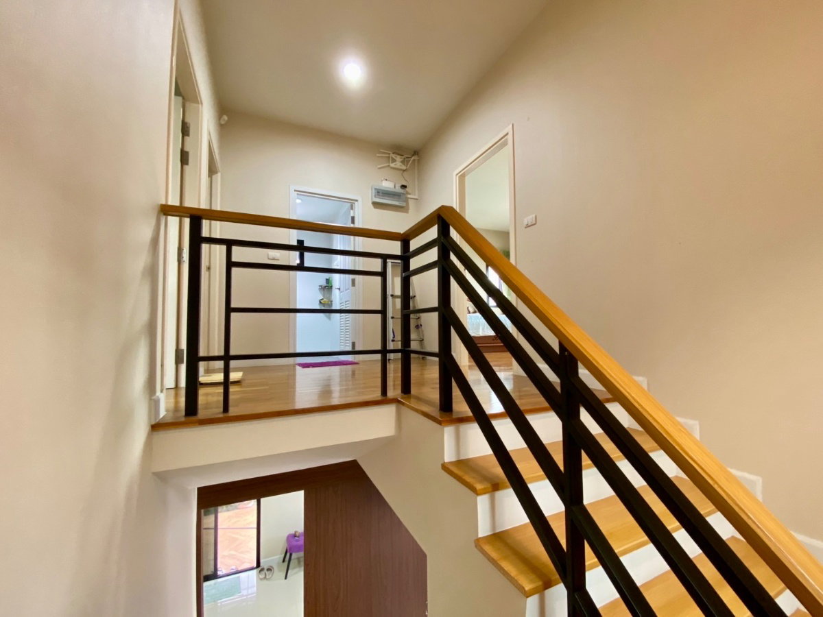 รูป 🏡 ขายบ้านแฝด 2 ชั้น เสนาพาร์ค วิลล์ รามอินทรา – วงแหวน บ้านพร้อมอยู่ ทำเลดี หน้าบ้านทิศใต้ มี Solar Cell ประหยัดค่าไฟ - รูปที่ 13/24