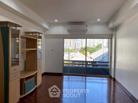 2-BR 90 Sqm Condo At Prasanmit Condominium, 200m To BTS Asoke (ID 2461801)