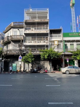 คนพลุกพล่าน ทำเลดีมาก ติดถนนใหญ่ เยาวราช 