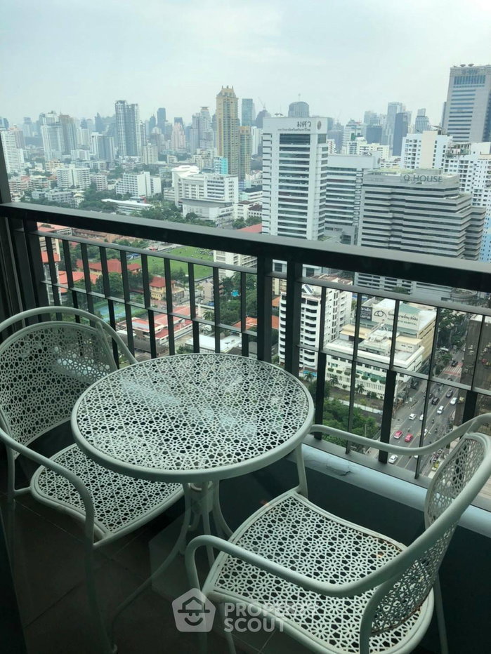 รูป คอนโดสูง 31 ชั้น 2 ห้องนอน 49 ตร.ม. ที่ Q Asoke ใกล้ MRT เพชรบุรี (100 ม.) (ID 452655) - รูปที่ 9/13