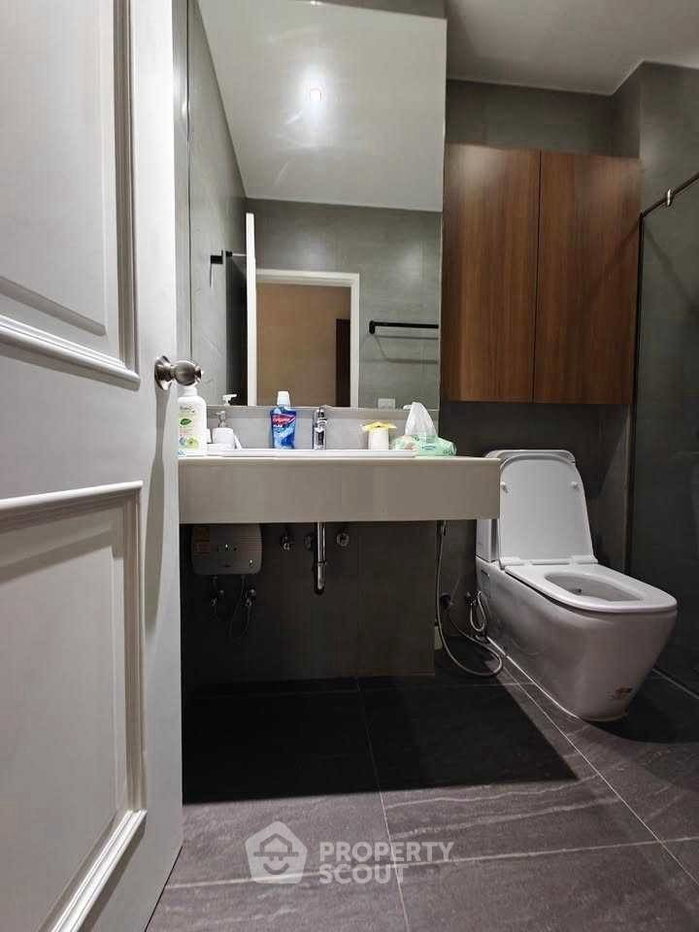 picture 1-BR 65 Sqm At Noble Reform Aree, 200m to BTS Ari, 21st Floor (ID 2467066) - 16/20