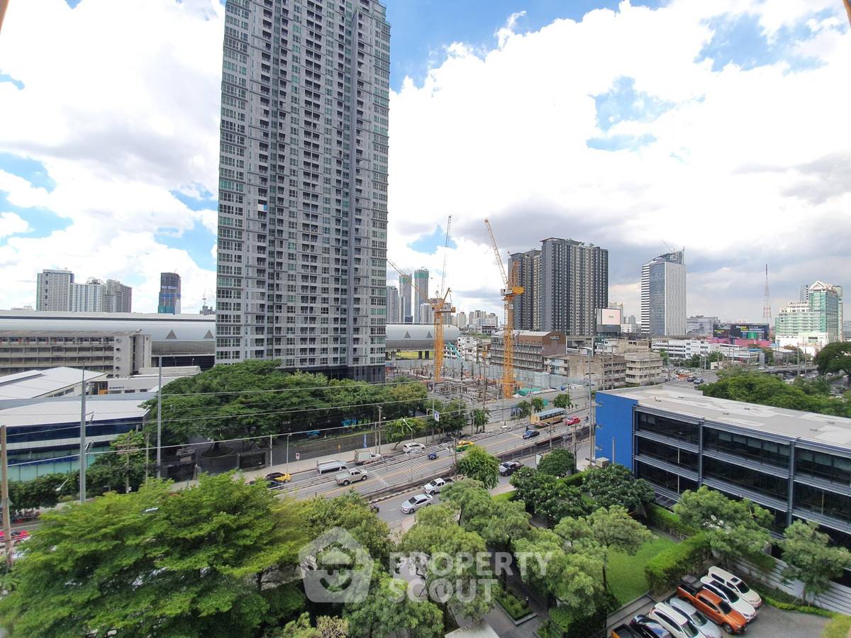 รูป คอนโด 1 ห้องนอน 80 ตร.ม. ที่ วิลล่า อโศก ใกล้ MRT เพชรบุรี 200 ม. (ID 452953) - รูปที่ 10/10
