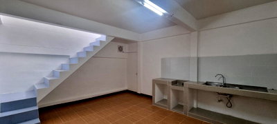บ้านเดี่ยว พิพิธภัณฑ์ยางพารา  : Townhouse in Central Pattaya for Sale